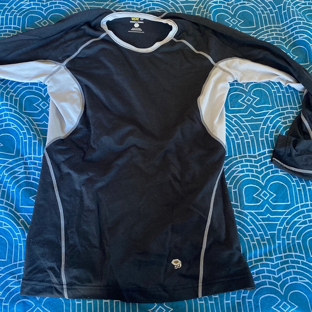 Mountain Hardwear Base layer